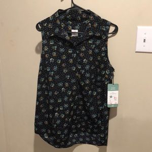 Women’s Sleeveless Blouse